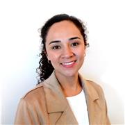 Profesora de español para extranjeros, imaparto clases a personas de todas edades